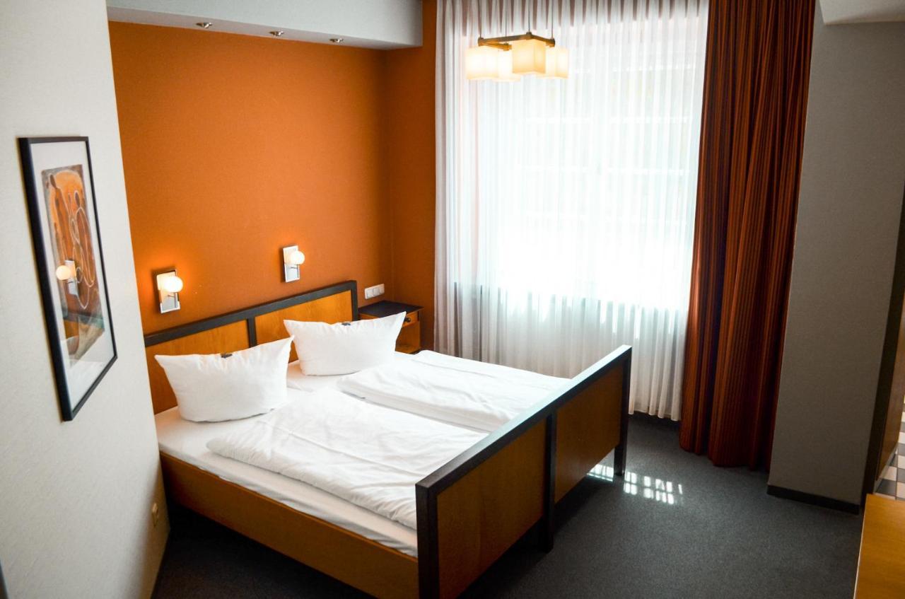 Haus Des Volkes - Das Bauhaushotel Probstzella Dış mekan fotoğraf