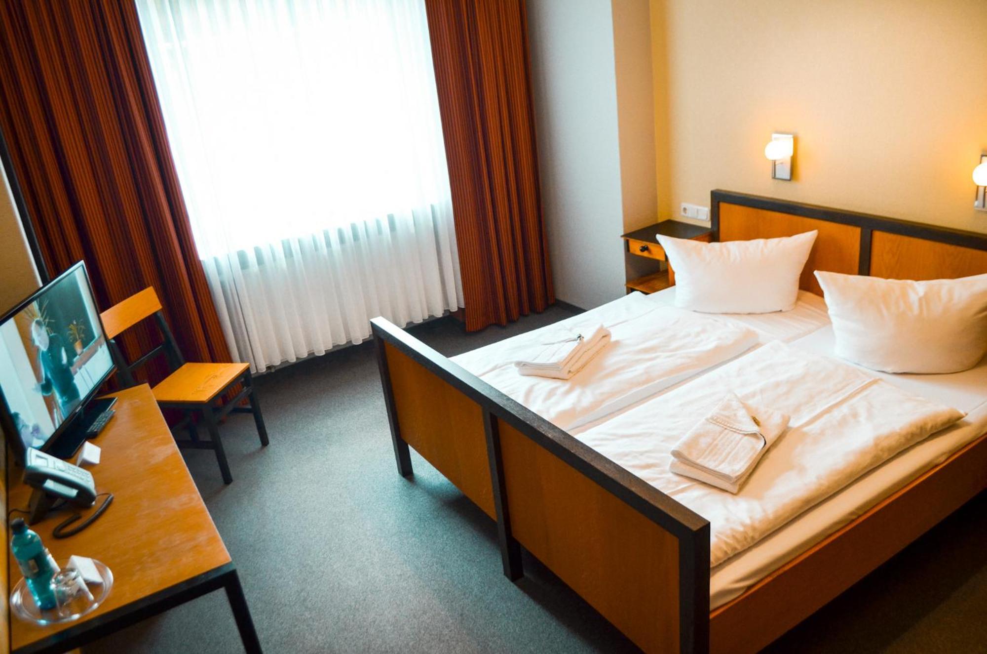 Haus Des Volkes - Das Bauhaushotel Probstzella Oda fotoğraf