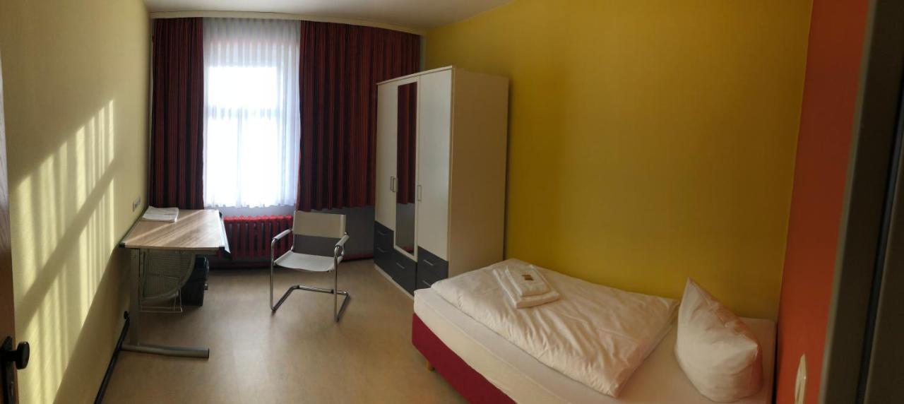 Haus Des Volkes - Das Bauhaushotel Probstzella Dış mekan fotoğraf