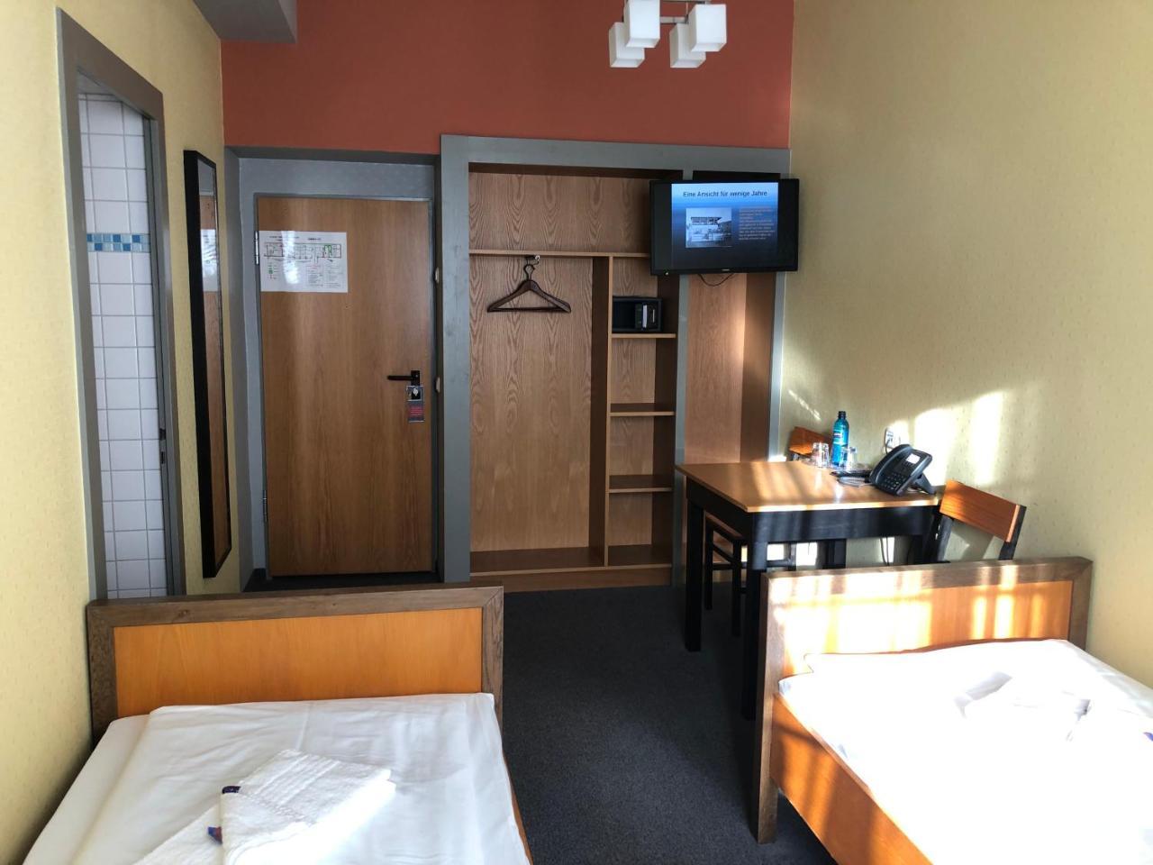 Haus Des Volkes - Das Bauhaushotel Probstzella Dış mekan fotoğraf