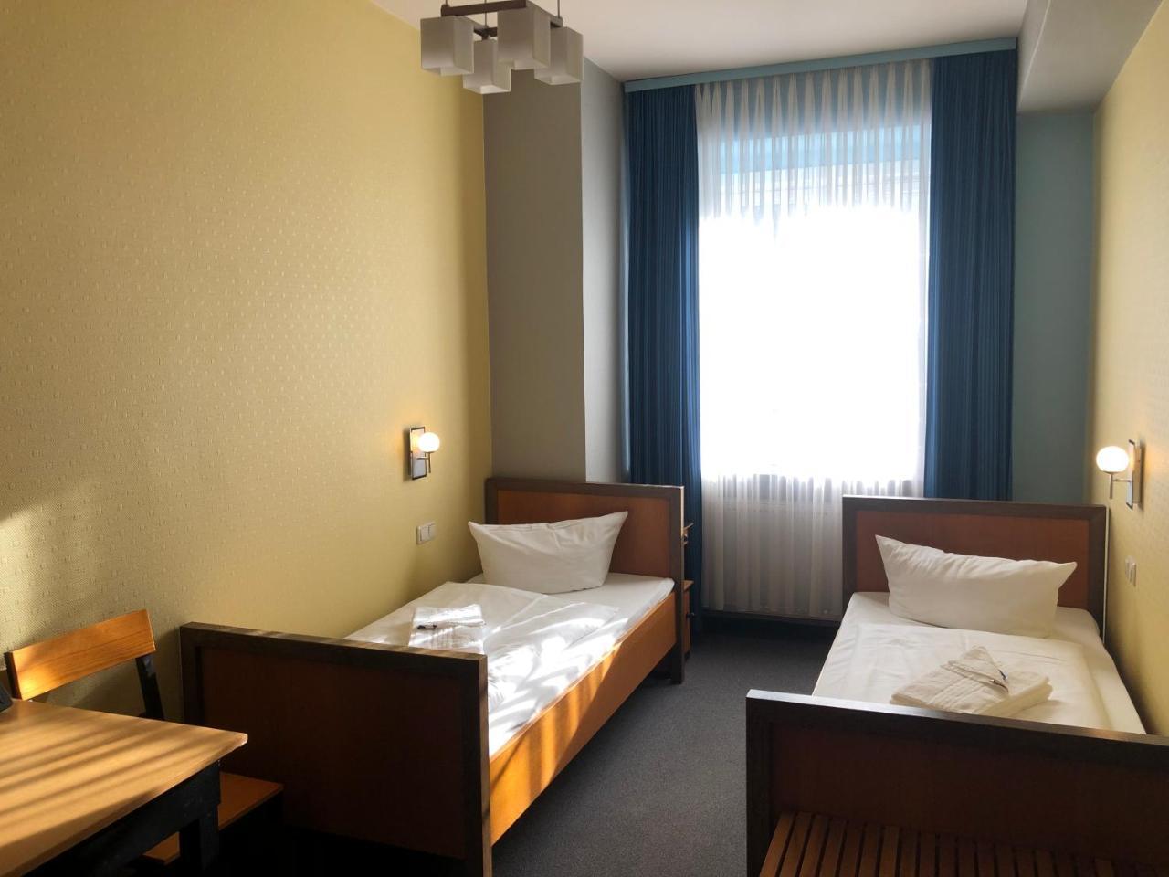 Haus Des Volkes - Das Bauhaushotel Probstzella Dış mekan fotoğraf