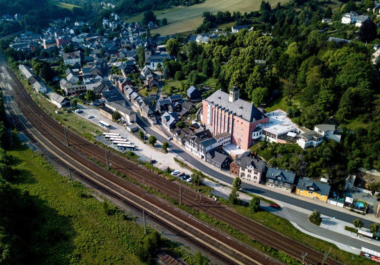 Haus Des Volkes - Das Bauhaushotel Probstzella Dış mekan fotoğraf